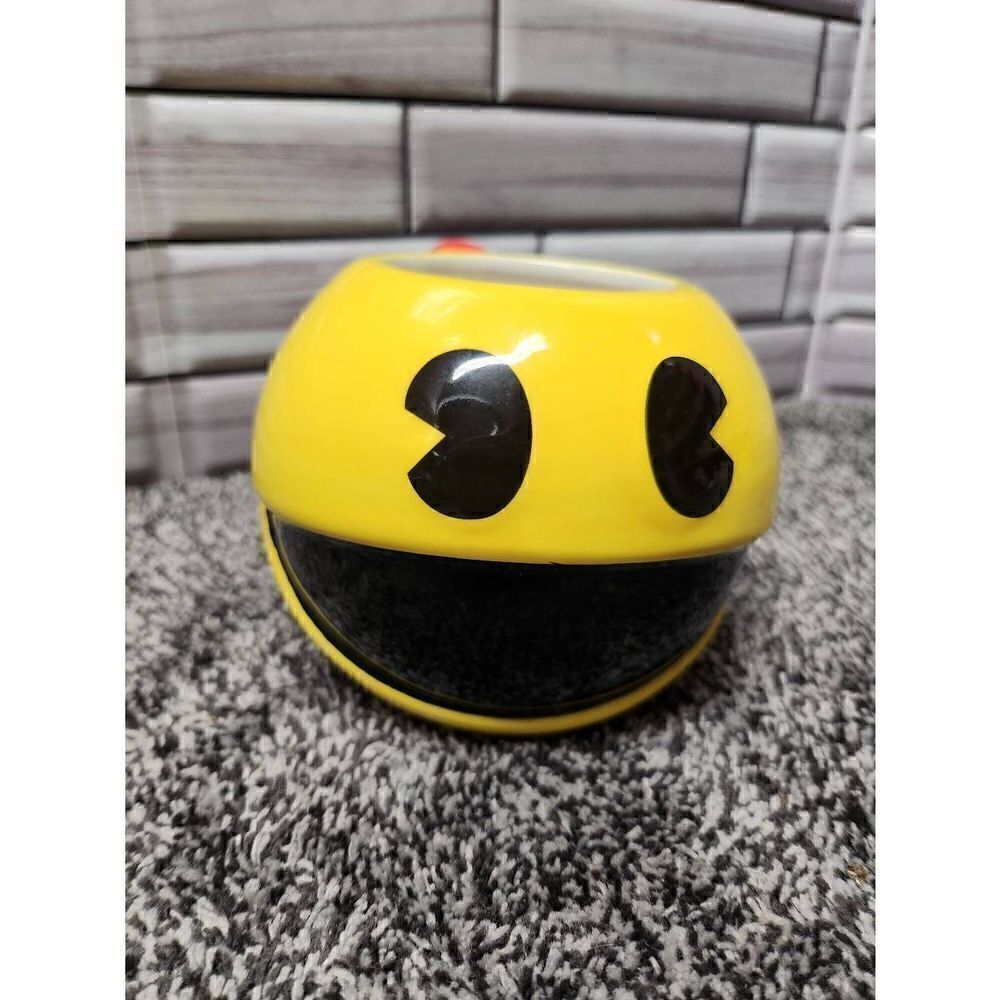 Zak! Pac-Man Ceramic Coffee Mug Retro Classic Smiling Pac-Man